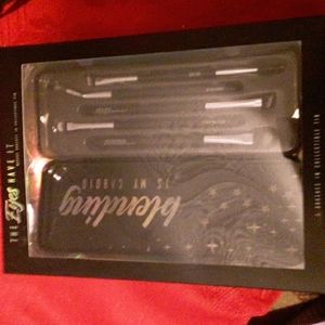 The Color Workshop Makeup Brushes